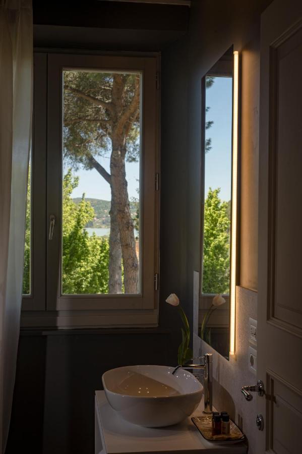 Isola Polvese Resort Castiglione del Lago Exterior foto